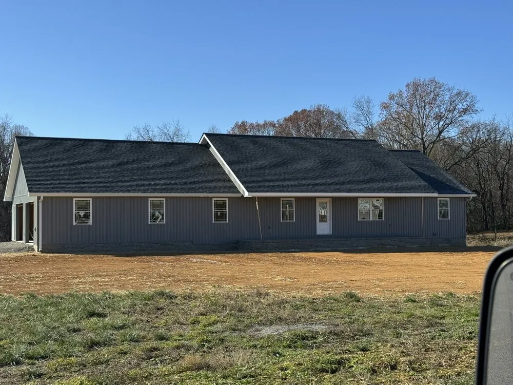 Slide of Hingle’s Roofing
