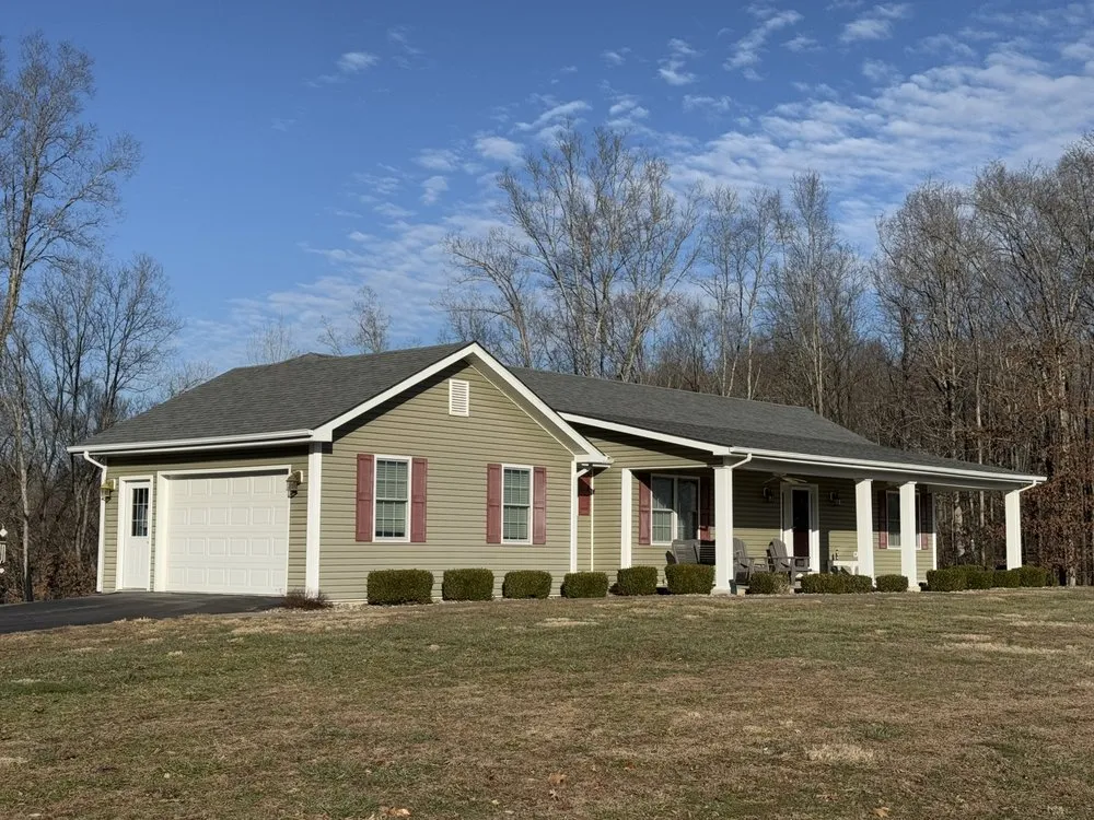 Slide of Hingle’s Roofing