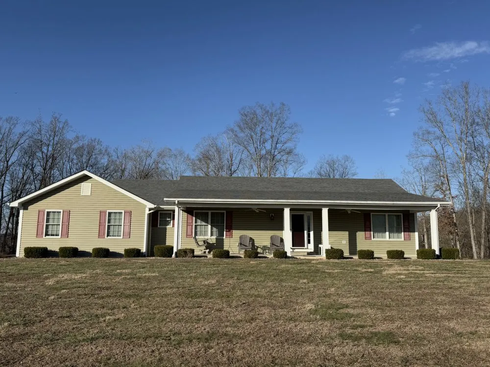 Slide of Hingle’s Roofing