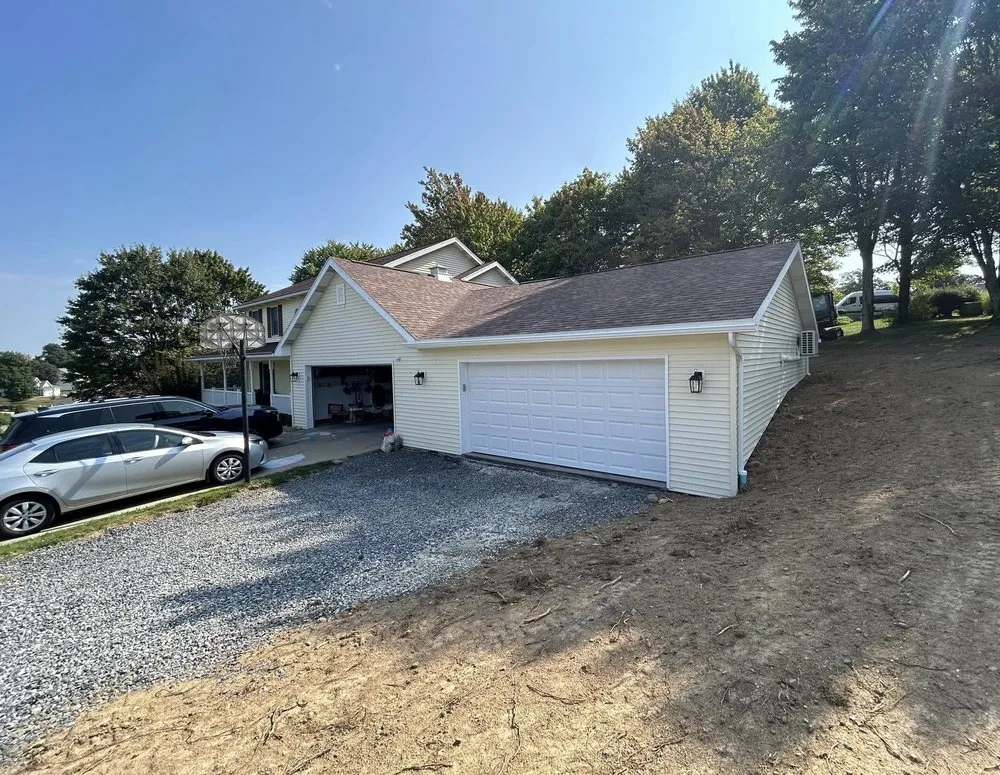 Licensed storm damage roof repair in Wadestown, WV by Hinkle Homes Contracting