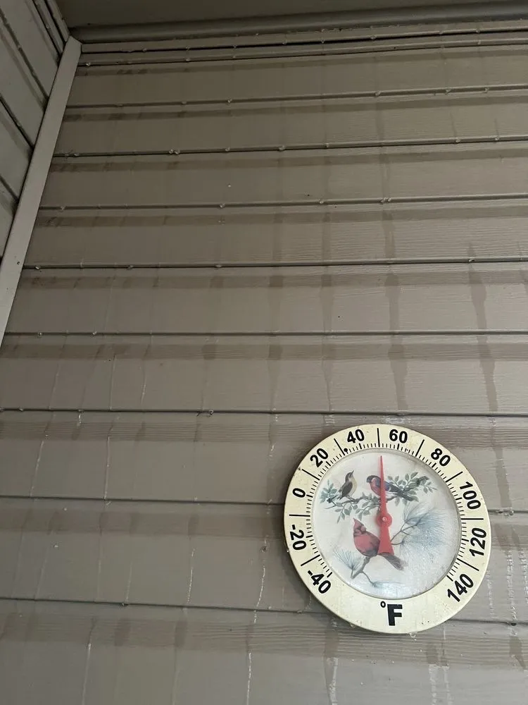 Slide of Hinkle Roofing