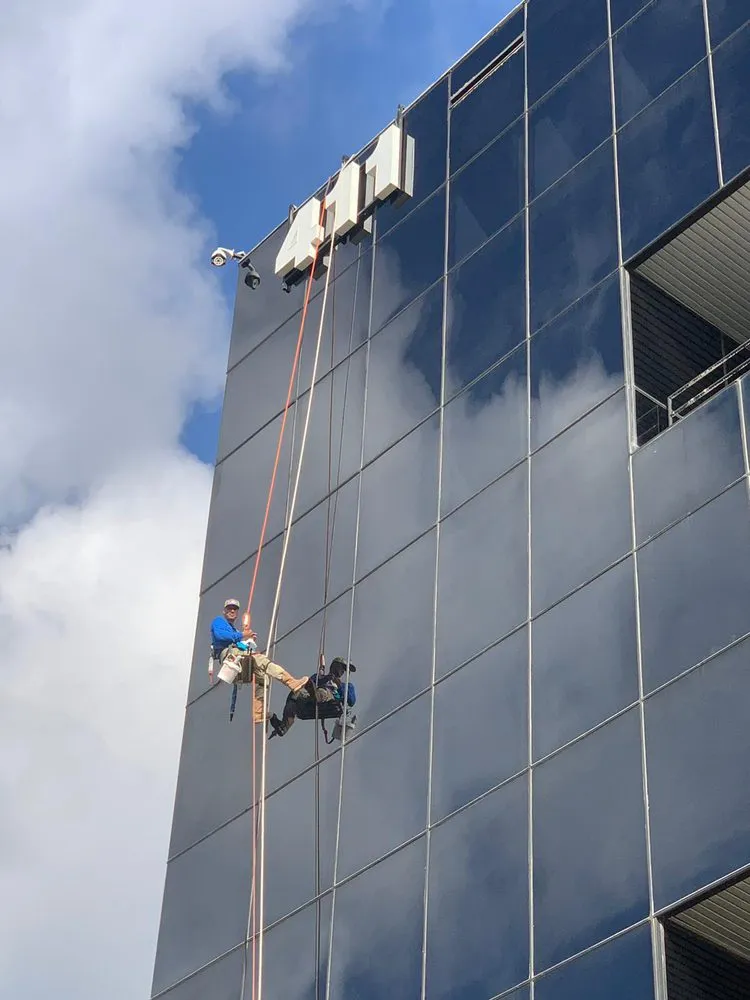 Slide of Hinojosa Waterproofing