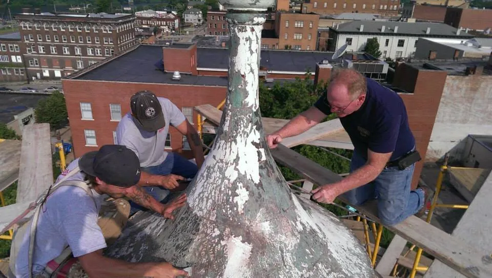 Slide of Hissom Roofing and Construction