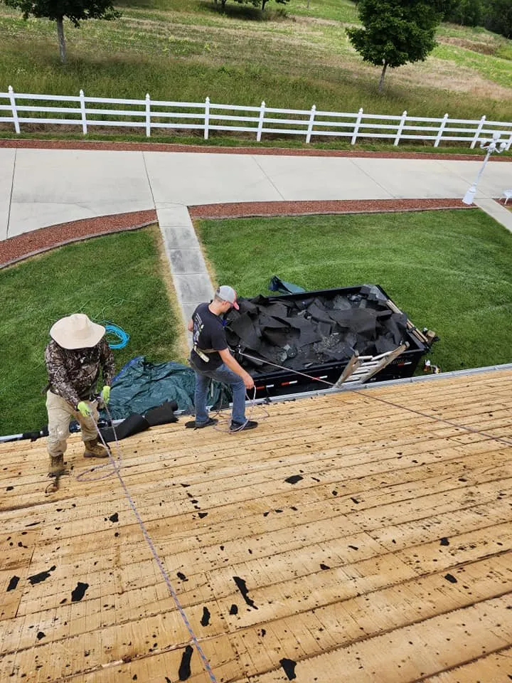 Reliable residential roofing service same-day service across Rock Island, TN - Hitchcock Roofing and Construction