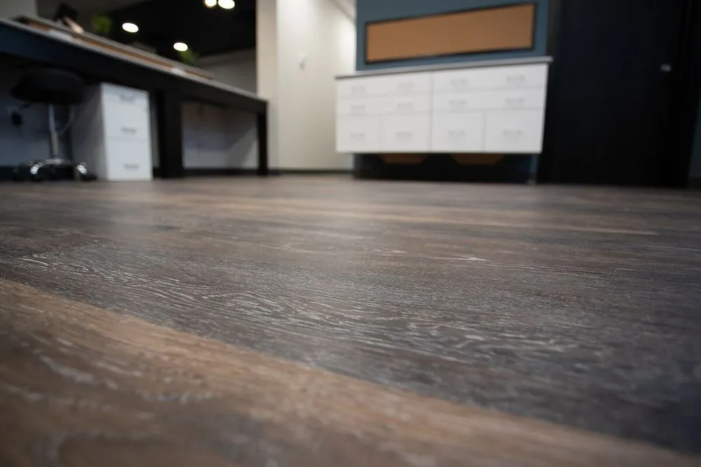 Emergency shingle roofing service experts serving Lewisberry, PA - Hitman Construction