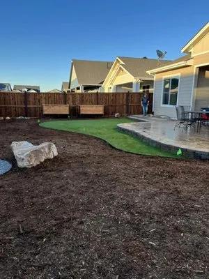 Hive Five Contractors Logo