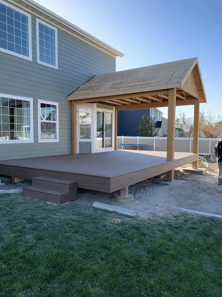 Slide of H&L Custom Builders