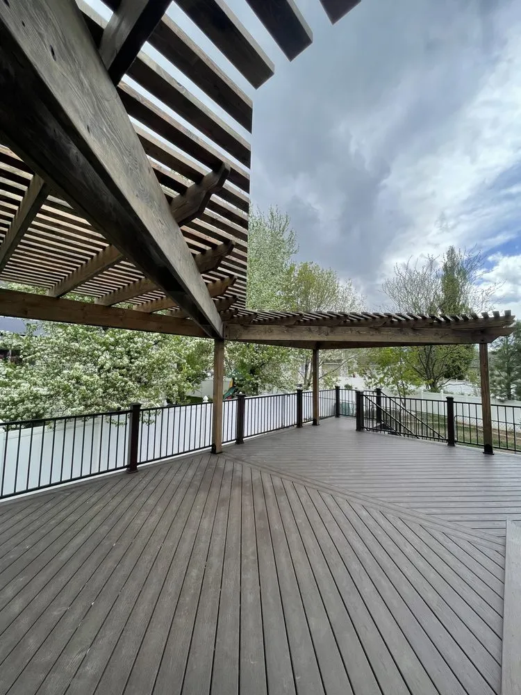 Slide of H&L Custom Builders