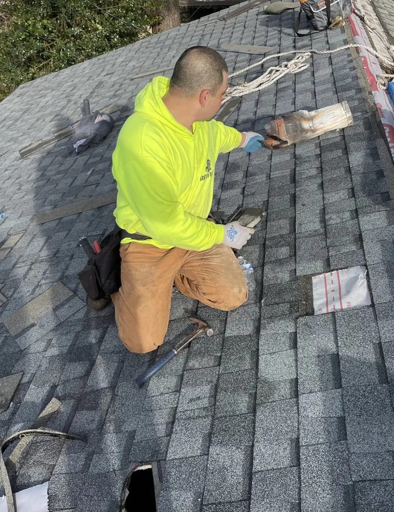 Slide of H&L Roofing