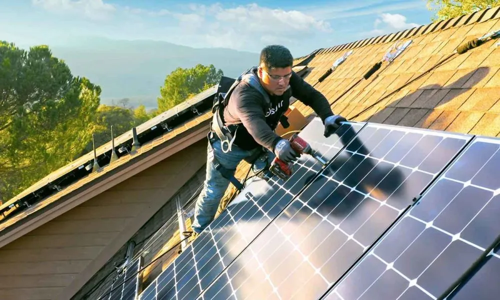 Slide of Hldn Solar & Roofing Solutions