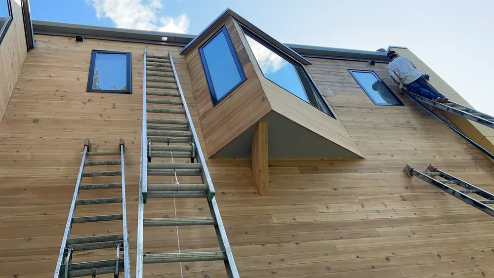 Slide of Hm 360 Construction