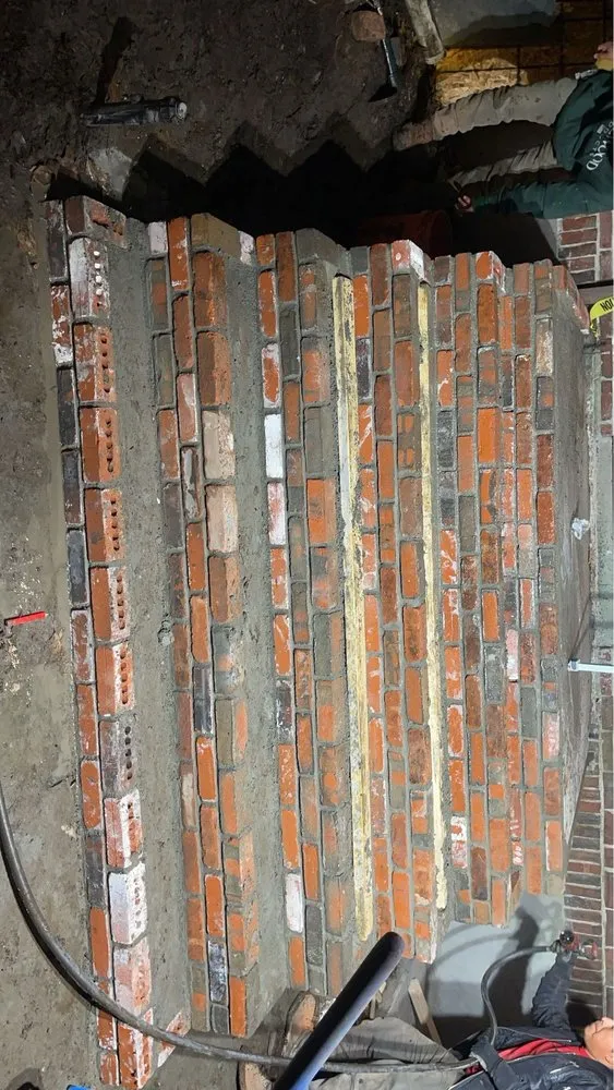 Slide of Hm 360 Construction