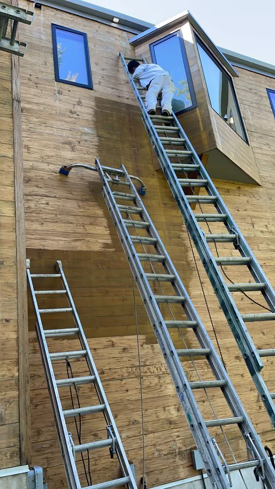 Slide of Hm 360 Construction