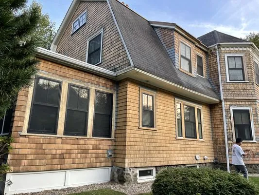 Hm 360 Construction Logo