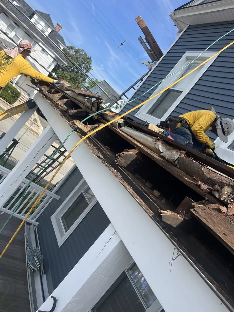 Slide of Hm Contracting