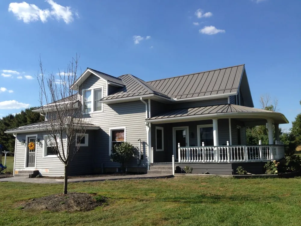 Licensed roof inspection in St Louisville, OH by HM Metals