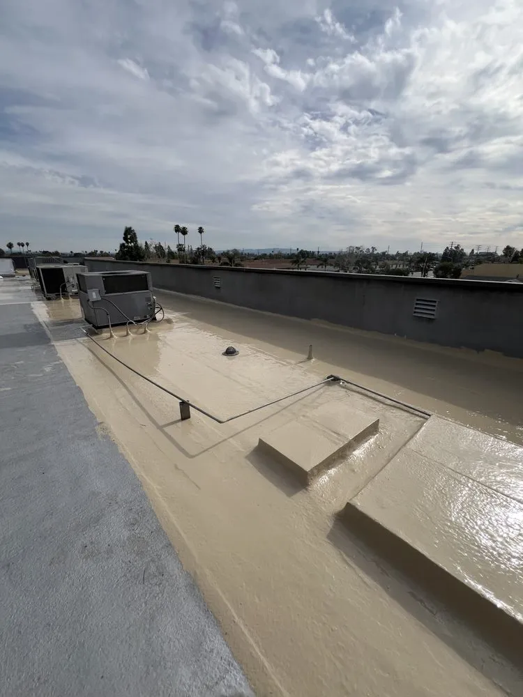 Slide of H&M Roofing