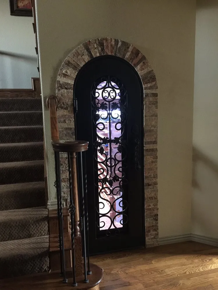 Slide of HME Construction Services