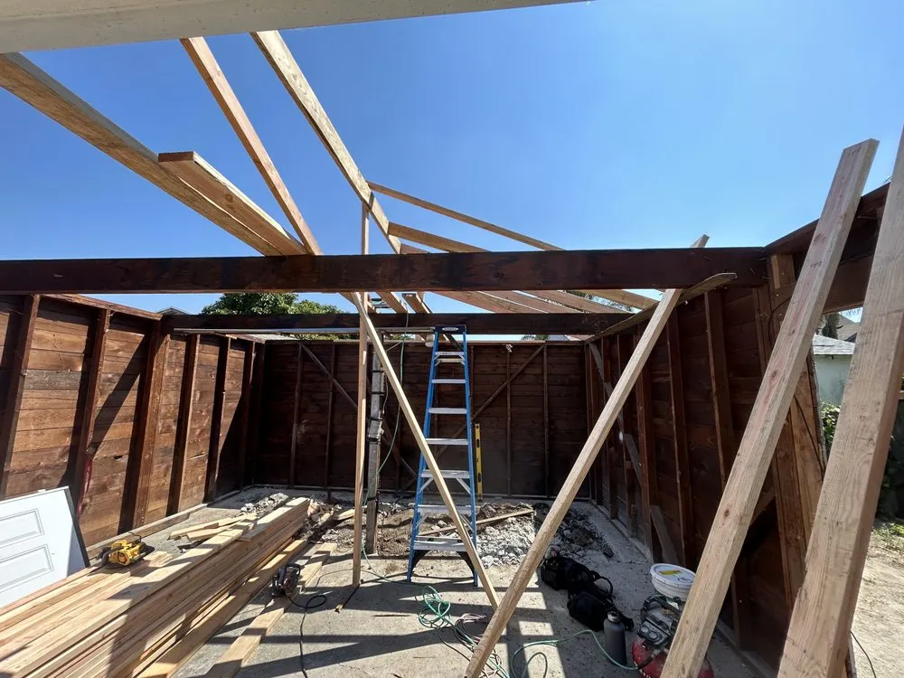 Slide of HN Builders