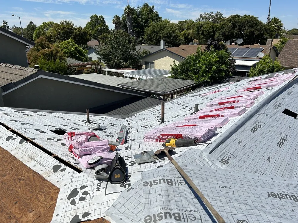 Slide of HN Builders