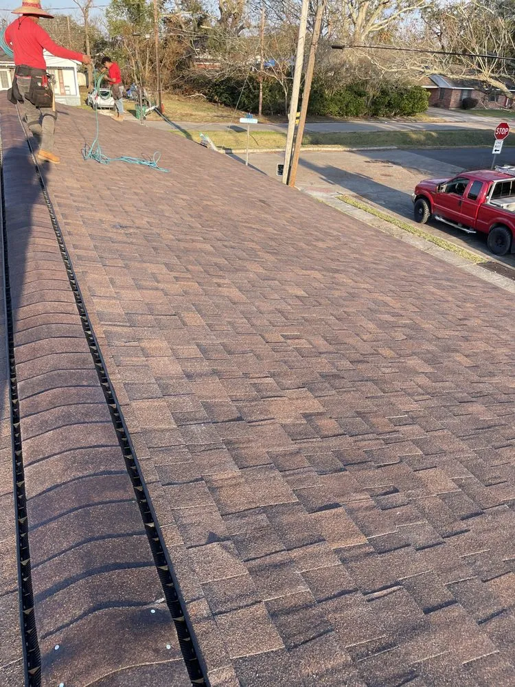Emergency shingle roofing service for fast service across Saint Amant, LA - HOC construction