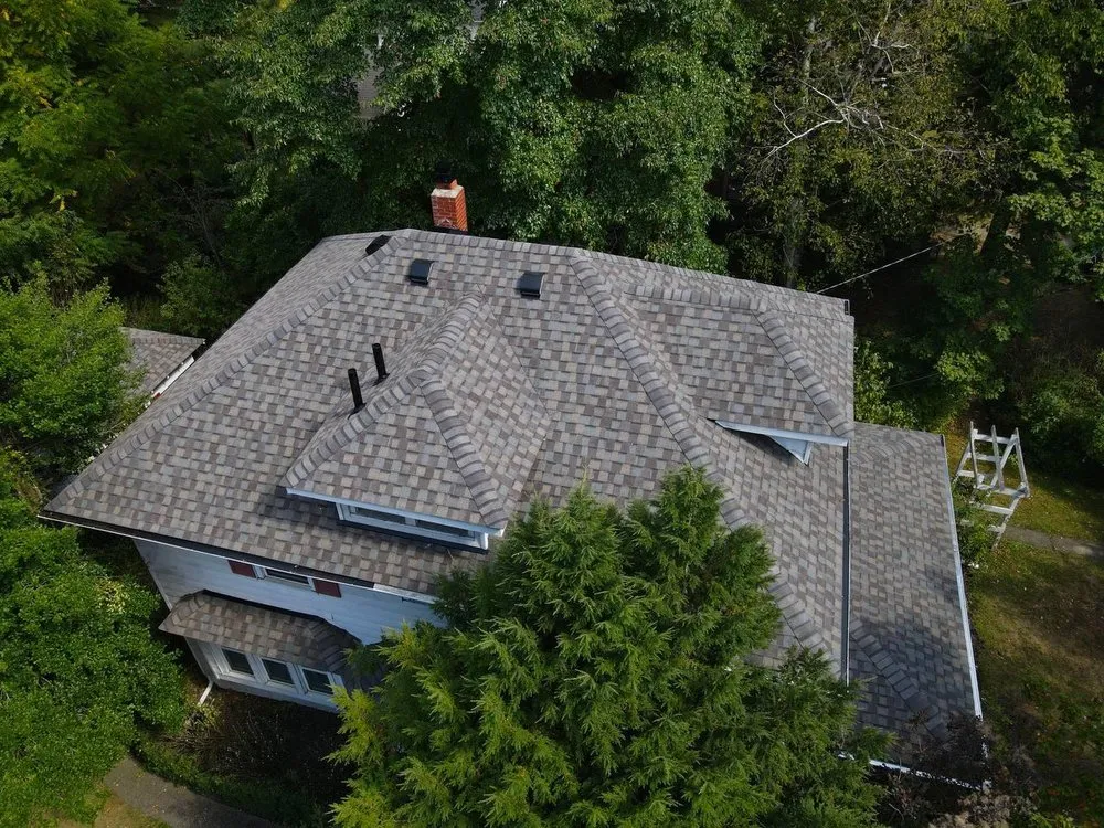 Slide of Hof Roofing & Construction Akron