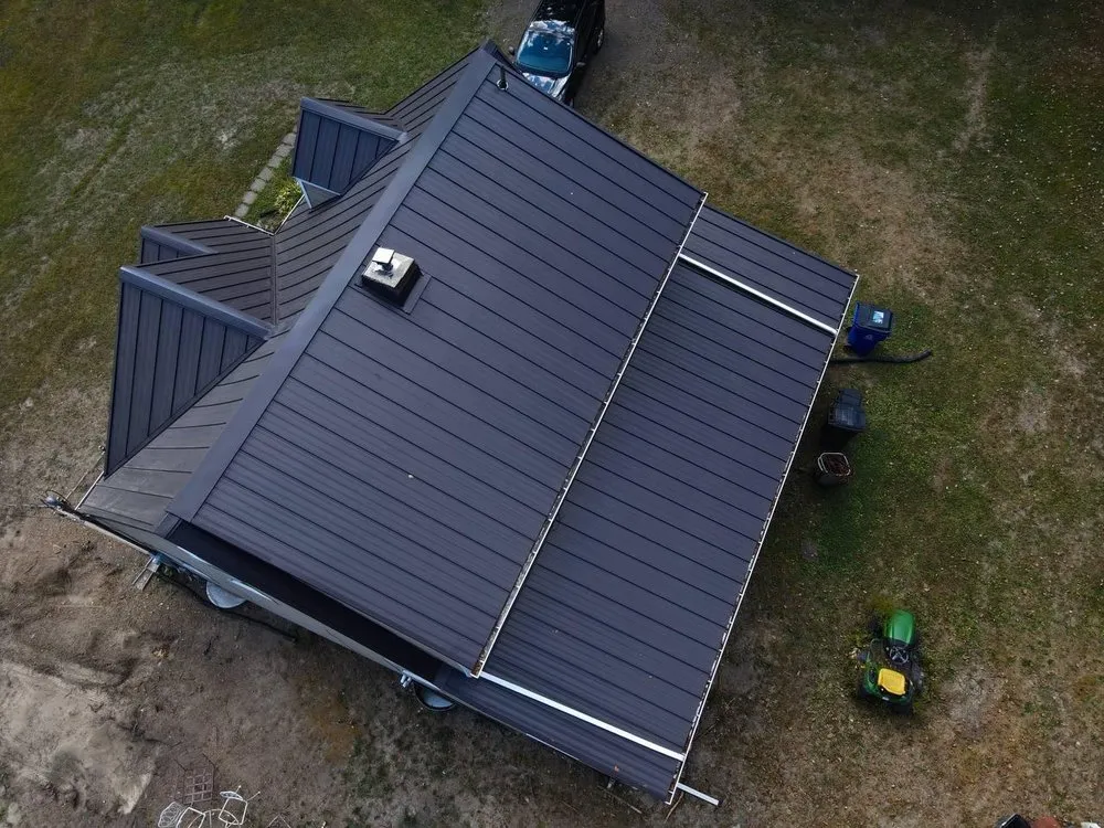 Slide of Hof Roofing & Construction Akron