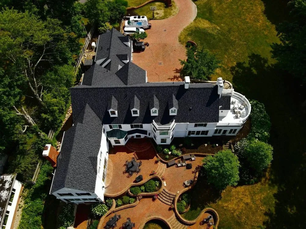 Slide of Hof Roofing & Construction