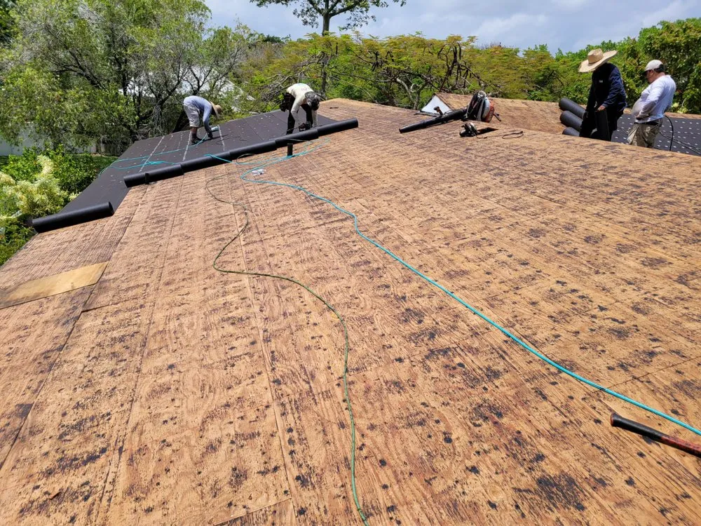 Slide of Hoff's Roofing & Metal Works