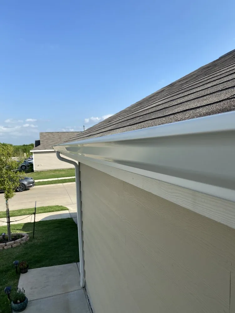 Slide of Holguin Roofing & Exteriors