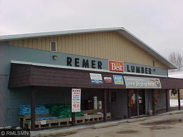 Top-rated shingle roofing service in Remer, MN by Holkers Do It Best Remer Lumber