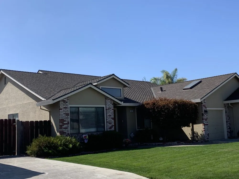 Slide of Hollister Roofing