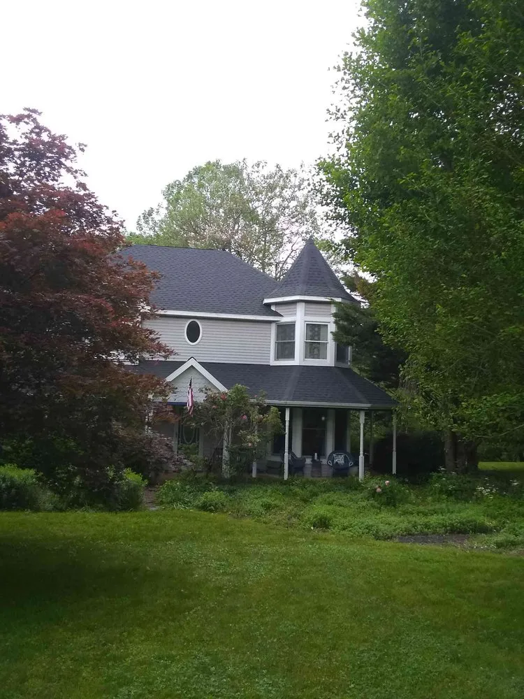 Slide of Hollow Ridge Exteriors