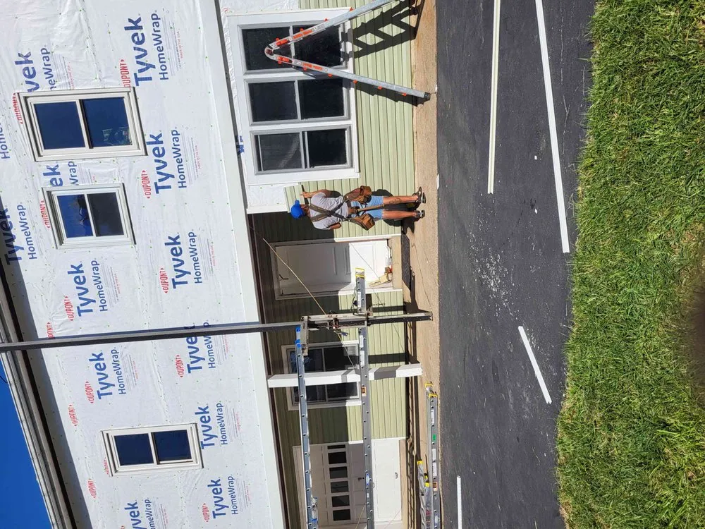 Slide of Hollow Ridge Exteriors