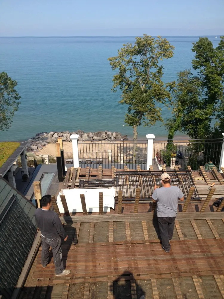 Slide of Holloway Roofing & Construction