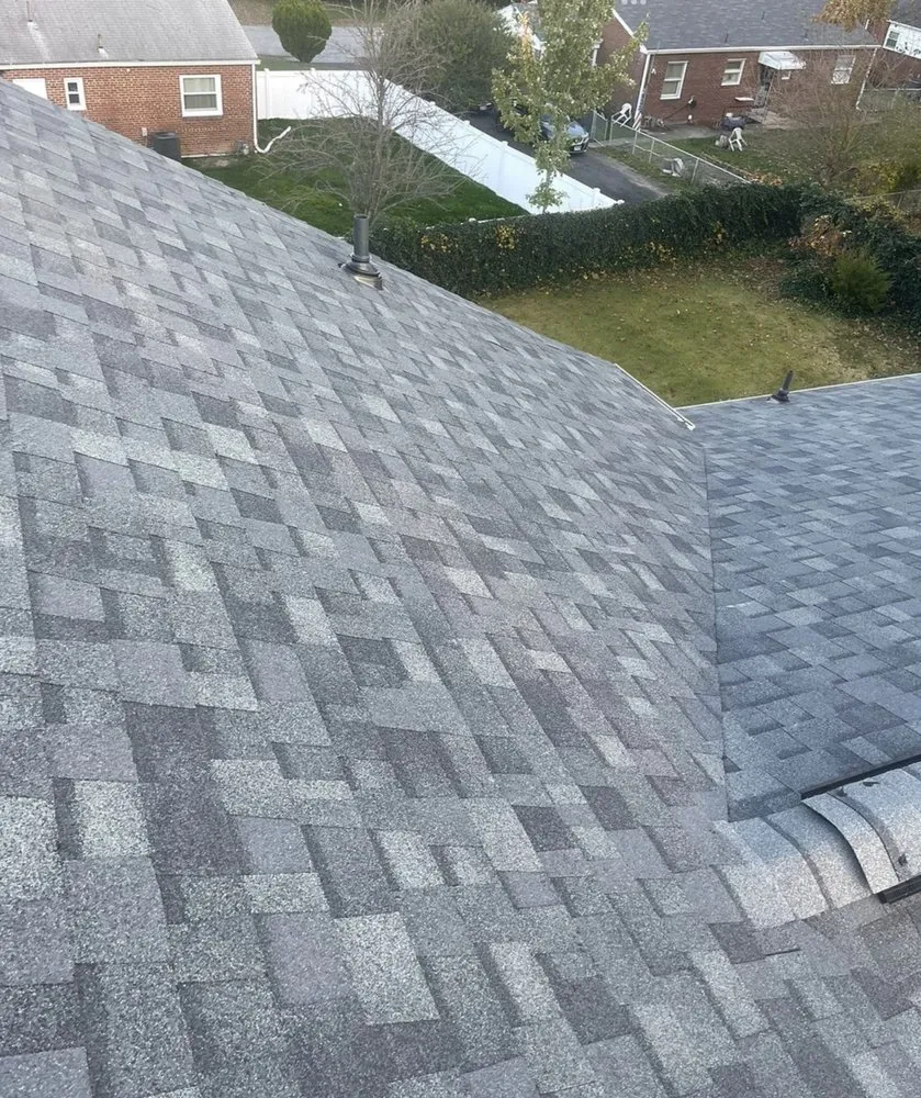 Expert roof repair in MONTGOMRY VLG, MD by Holly Exterior Consultant