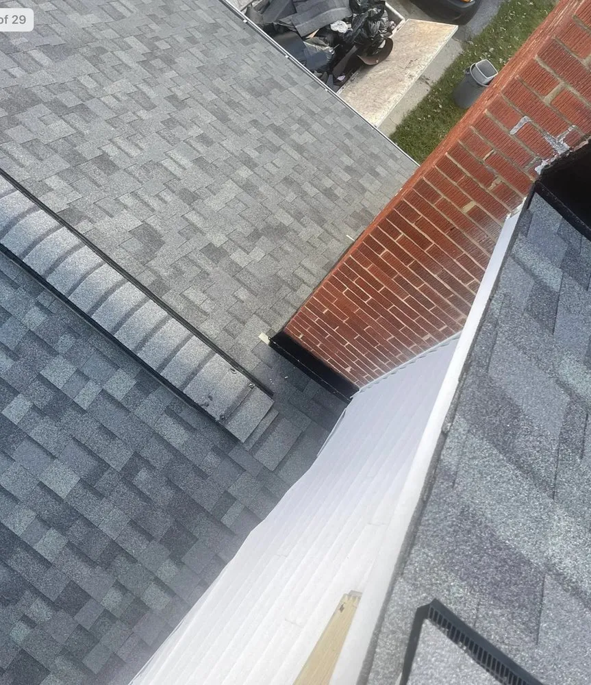 Expert metal roofing installation experts serving MONTGOMRY VLG, MD - Holly Exterior Consultant