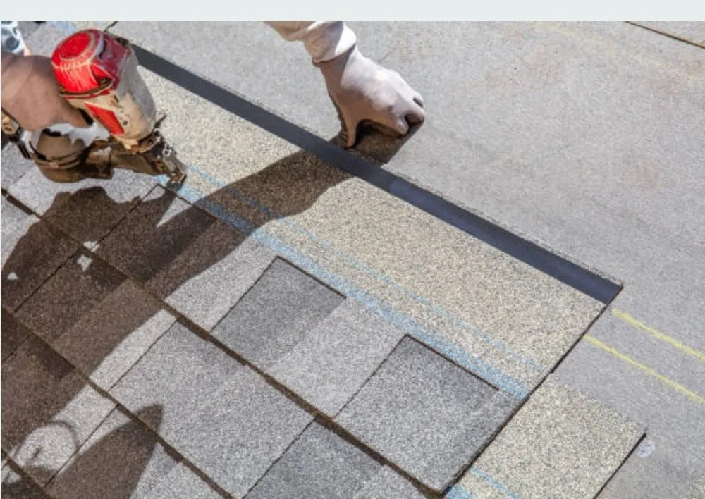 Licensed residential roofing service in Lexington-Fayette, KY - Hollywood Renovations