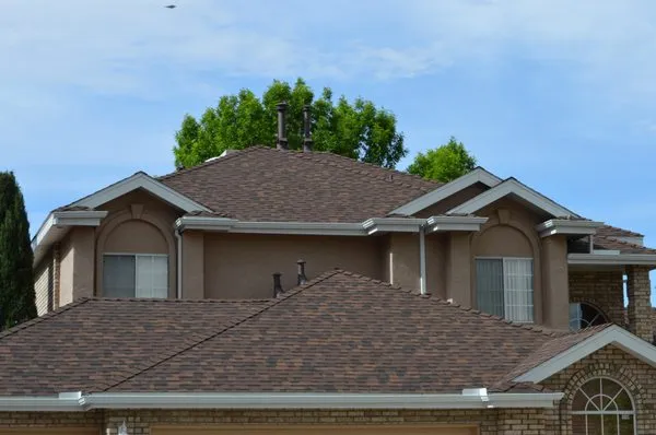 Hollywood Roofing Logo