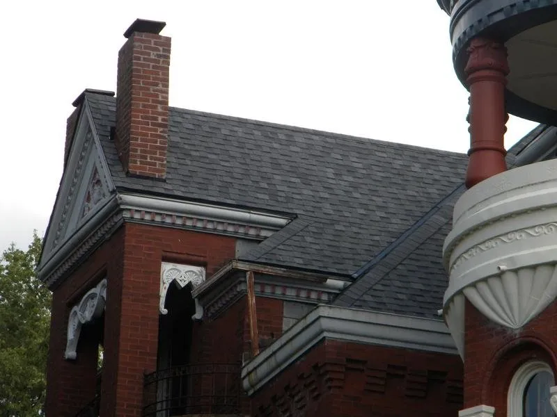 Slide of Holmes Roofing