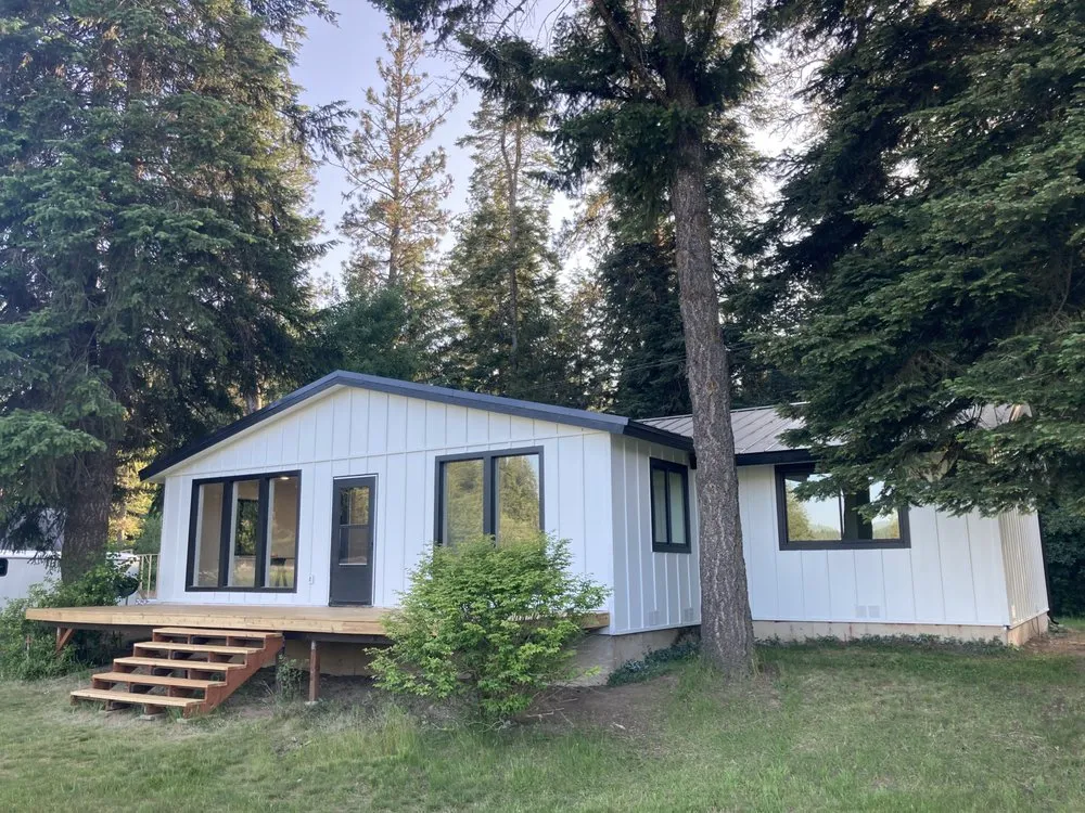 Slide of Holston Roofing