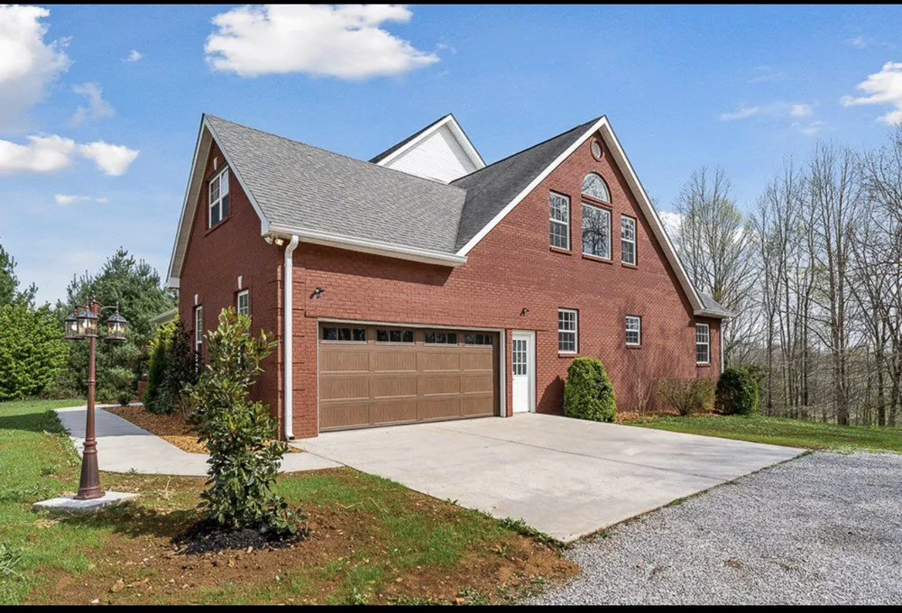 Slide of Home Dr Pros