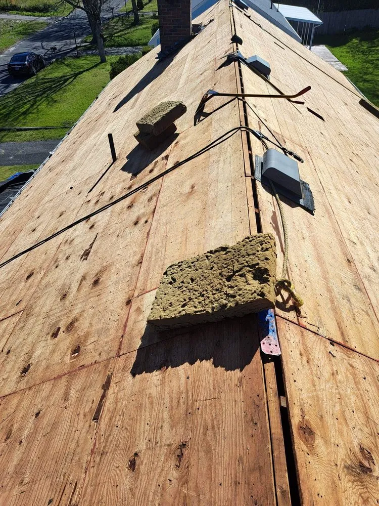 Slide of Home Evolution Construction