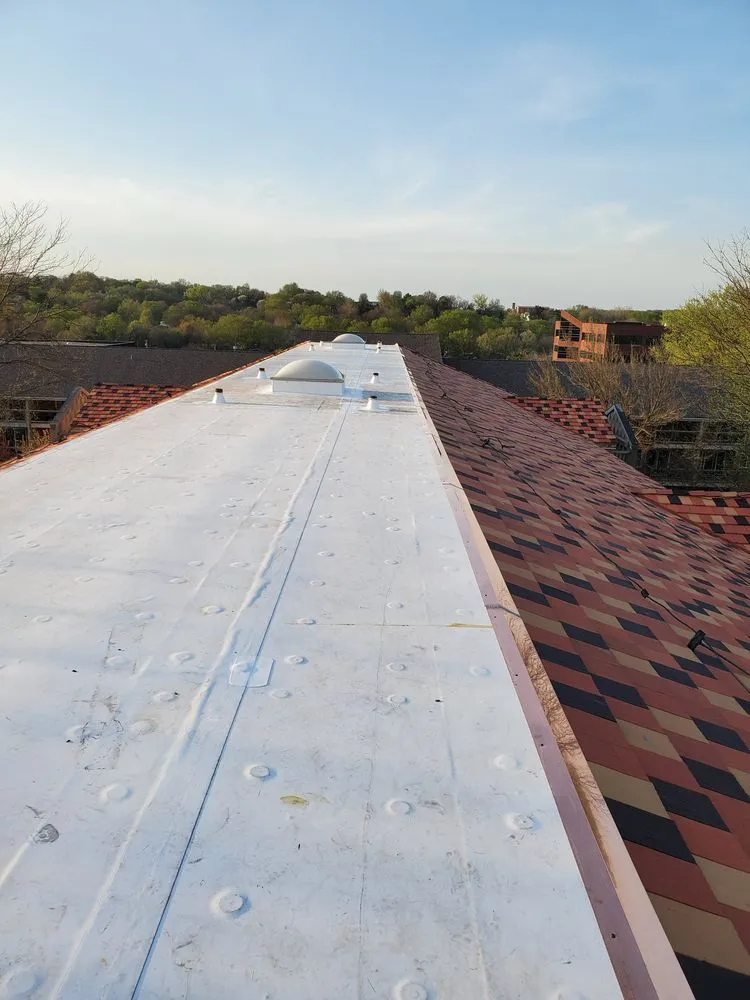 Slide of Home Exteriors Solutions