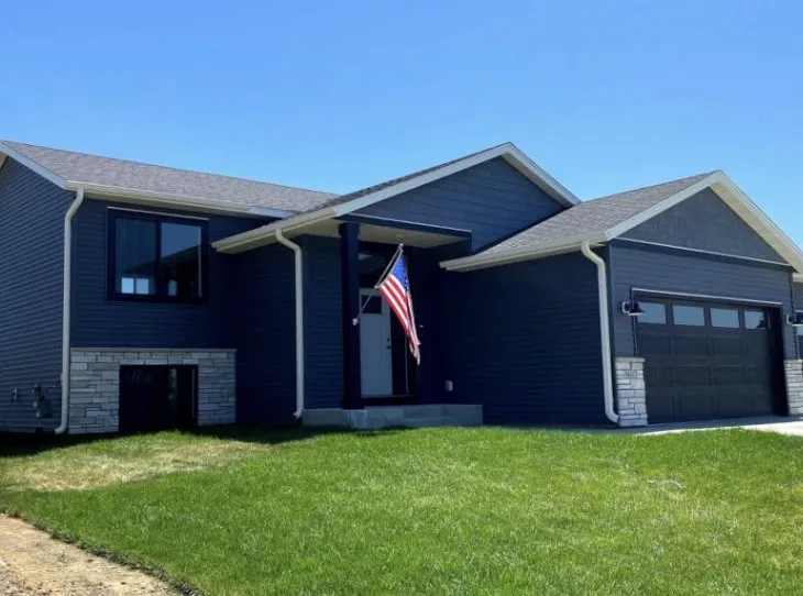 Slide of Home Improvement Professionals