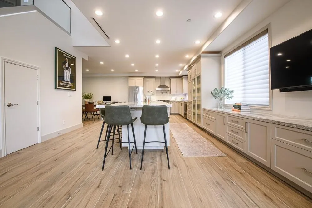 Slide of Home Renew 360