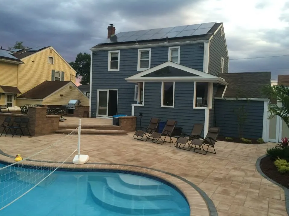 Slide of Home Solar Incentives