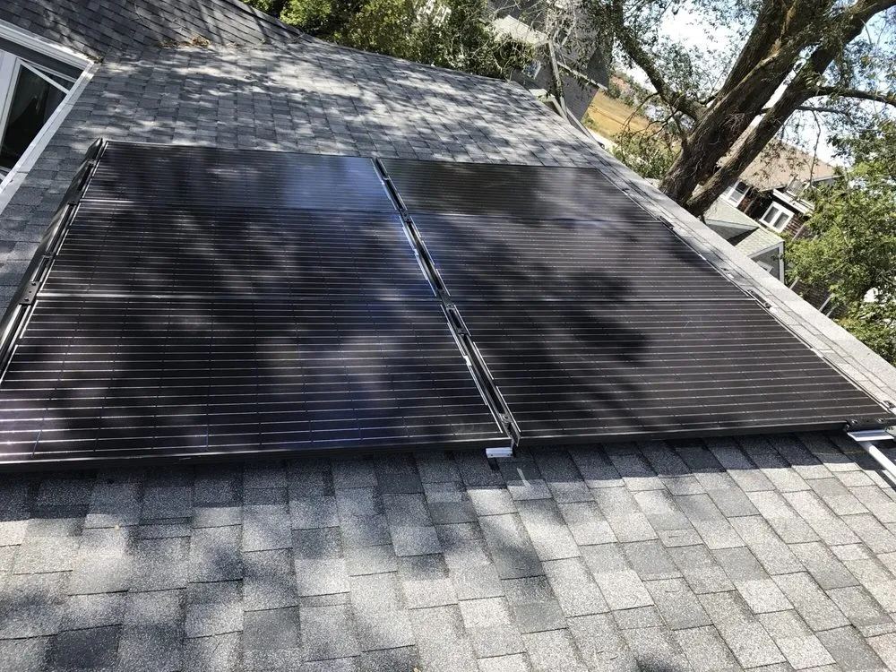 Slide of Home Solar Incentives