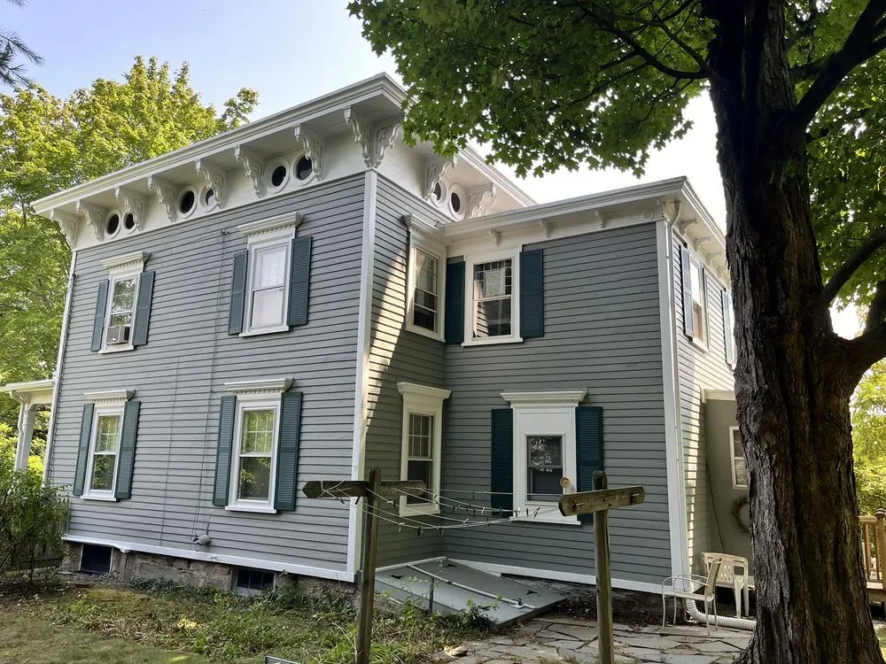 Slide of Home Square Pro