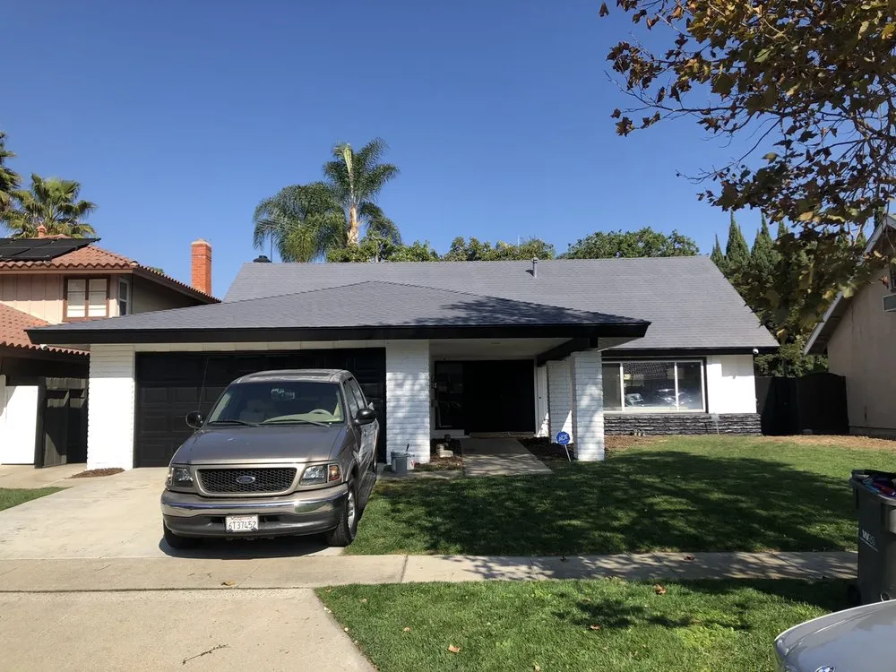 Slide of HomeCrown Roofing